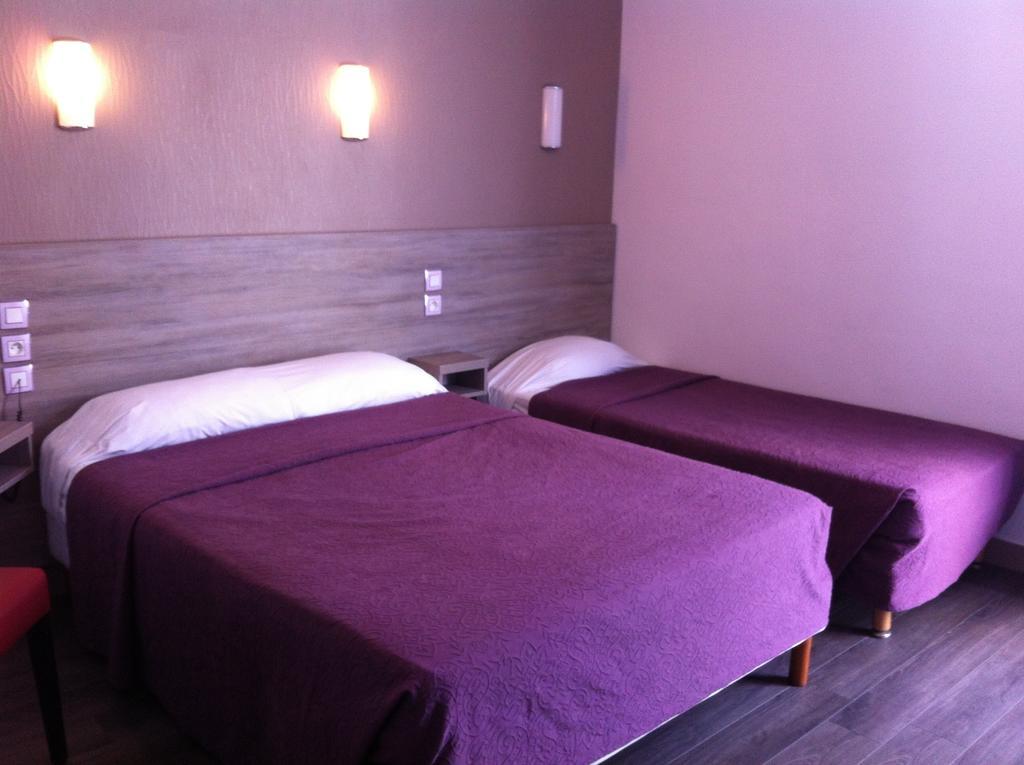 Triple Room,79055892:JPEG